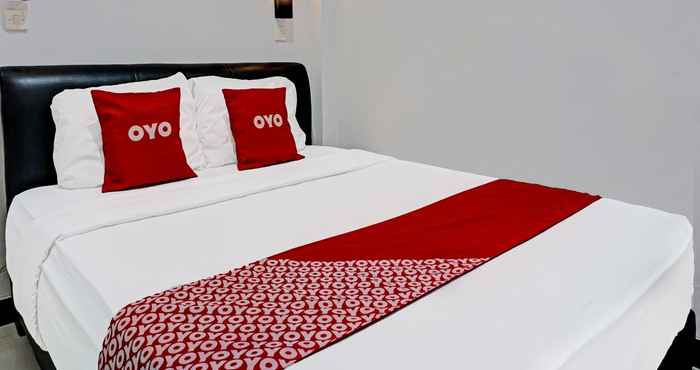 Bedroom OYO 91599 Penginapan Mutiara Madiun