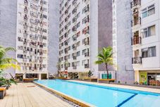 Hồ bơi Collection O 91614 Jarrdin Apartment By Sweet Dreams