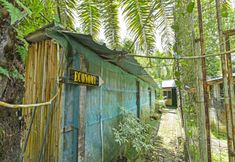 Exterior 2 OYO 90636 Teratak Zakiah Chalet