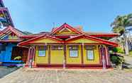 Luar Bangunan 7 Capital O 91644 Loka Hause