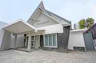 Exterior SUPER OYO 91618 Hotel Nawangwulan