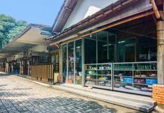 Exterior 4 Collection O 91604 Yuni Inn Az-zikra Syariah