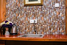 In-room Bathroom Collection O 91604 Yuni Inn Az-zikra Syariah