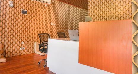 Lobby 2 Collection O 91604 Yuni Inn Az-zikra Syariah