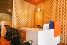 Lobby Collection O 91604 Yuni Inn Az-zikra Syariah