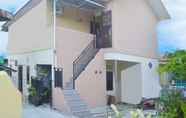 Bangunan 5 SPOT ON 91616 Kharisma Guest House