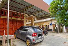 Bangunan 4 OYO 91647 Sanina Residence