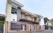 Exterior 3 SPOT ON 91626 Rr Kost Putri Syariah