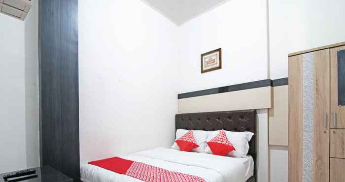 Bedroom OYO 91642 Fhazel Residence Syariah