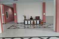 Lobby EXPRESS O 91662 Kost Rumah Kaca