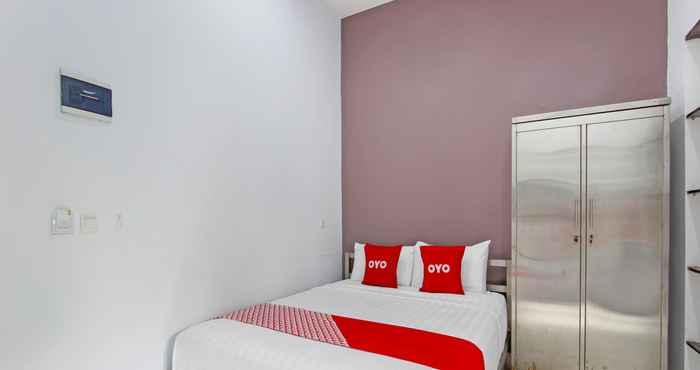 Kamar Tidur OYO 91665 D'prof Exclusive Guesthouse