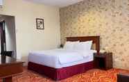 Kamar Tidur 3 GRAND TABI HOTEL