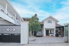 ภายนอกอาคาร OYO 91681 Raysa Homestay