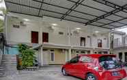 Exterior 4 OYO 91653 Grand Syariah Hagawa Lamongan 