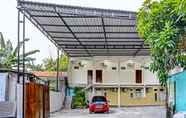 Exterior 2 OYO 91653 Grand Syariah Hagawa Lamongan 