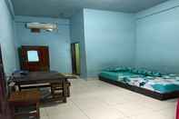 Bedroom EXPRESS O 91669 Kost Amel