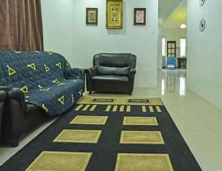 Lobby 2 OYO HOME 90646 Casaria Paka Homestay