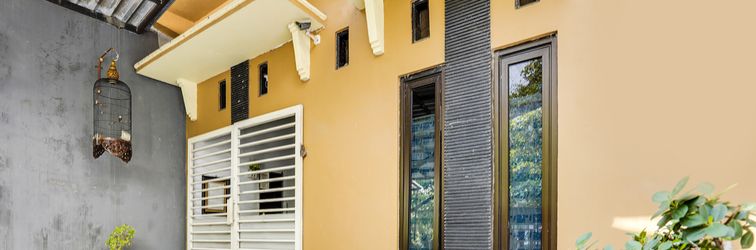 ロビー Hotel O Rumah Kost Gresik Syariah