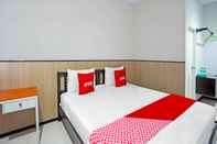 Bedroom Super OYO 91710 Hotel Anugerah 