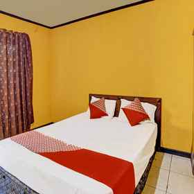 Bedroom 1 OYO 91763 Cendrawasih Permai Homestay, Banjar Fried Chicken Hotels