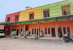 Exterior 2 SPOT ON 91771 Homestay Bang Haji