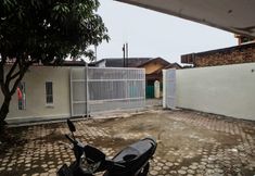 Bangunan 2 OYO 91776 Bina Family Homestay