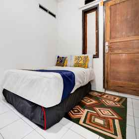 Bedroom 1 SPOT ON 91775 Pondok 14 Syariah, Polsek Cisarua Hotels