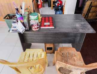 Lobi 2 SPOT ON 91781 Solo Baru Homestay Syariah