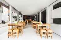 Restaurant SPOT ON 91781 Solo Baru Homestay Syariah