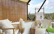 ห้องน้ำภายในห้อง 6 SOL Glamping at Khao yai