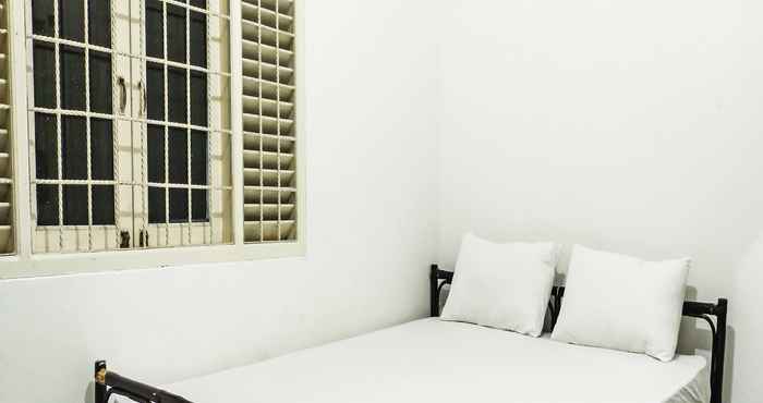 Bedroom SPOT ON 91787 Lyla Villa Manggar Beach
