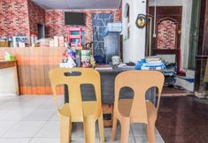 로비 5 Hotel O Solo Baru 2 Homestay Syariah