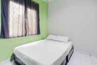 Kamar Tidur SPOT ON 91792 Solo Baru 2 Homestay Syariah