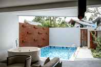 Swimming Pool Goms Villa