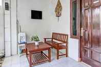 Lobi OYO 91803 Gita Graha Guest House Syariah