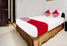 Kamar Tidur 2 SUPER OYO 91805 Hotel Wisma Bari