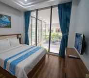 Bedroom 2 Santini Hotel