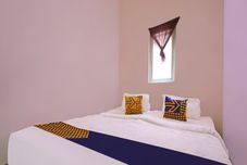 침실 SPOT ON 91832 Pondok Aqueduct