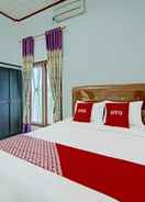 BEDROOM OYO 91852 Prima Guesthouse Syariah
