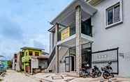 ภายนอกอาคาร 2 SPOT ON 91847 Rumah Singgah Kinaya Syariah