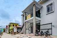 ภายนอกอาคาร SPOT ON 91847 Rumah Singgah Kinaya Syariah