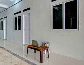 Lobi 2 SPOT ON 91847 Rumah Singgah Kinaya Syariah