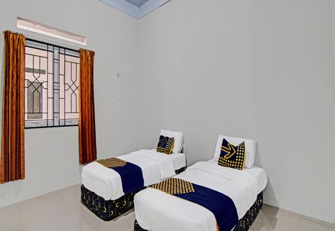 Bedroom Hotel O Rumah Singgah Kinaya Syariah