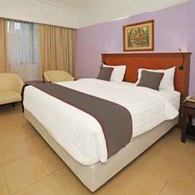 Bedroom 1 Collection O 91898 Series Hotel Kuningan, Dimsum Emma 99 Mampang Hotels