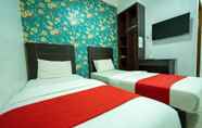 Bedroom 5 Mr J Hotel Wakaf Che Yeh 2A