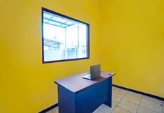 Lobby 7 SPOT ON 91869 Insan Mulia Kost Syariah