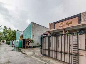 Bangunan 4 SPOT ON 91875 Nayla Homestay Syariah