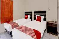 Kamar Tidur OYO 91861 Pemuda Kemuning Guest House