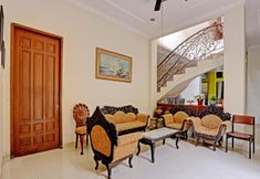 Lobby 7 OYO 91861 Pemuda Kemuning Guest House