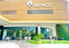Bên ngoài 5 NewCC Hotel & Serviced Apartment